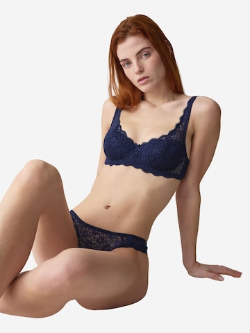 Triangle Soutien-gorge 'Amourette' TRIUMPH en bleu