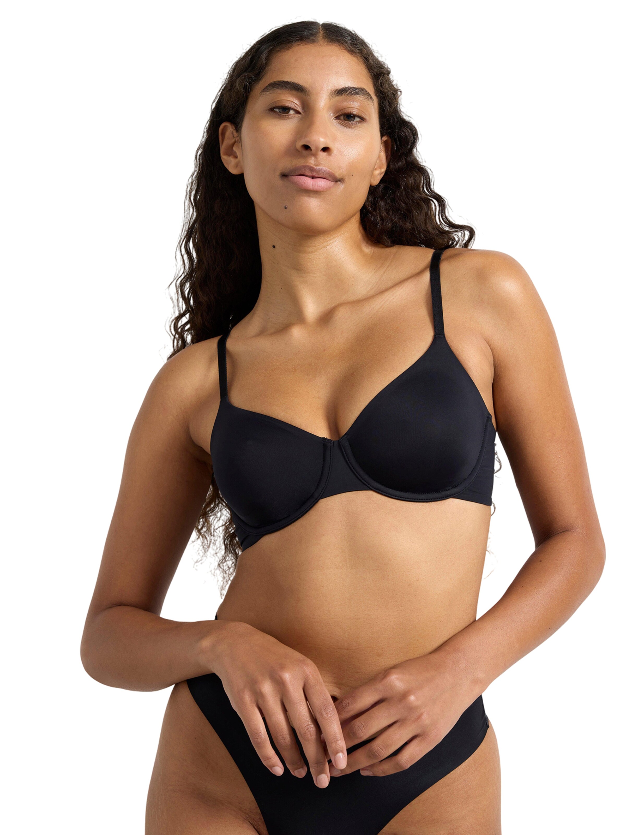 Lindex T-shirt Bra in Black: front