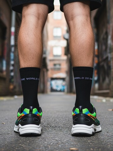 The Arctic Bay - Calcetines 'WORLD IS EDITION Gift box 4 Pack Unisex' en negro