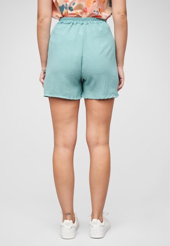 regular Pantaloni di Cloud5ive in verde