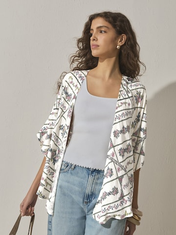 Next Kimono in Beige: voorkant