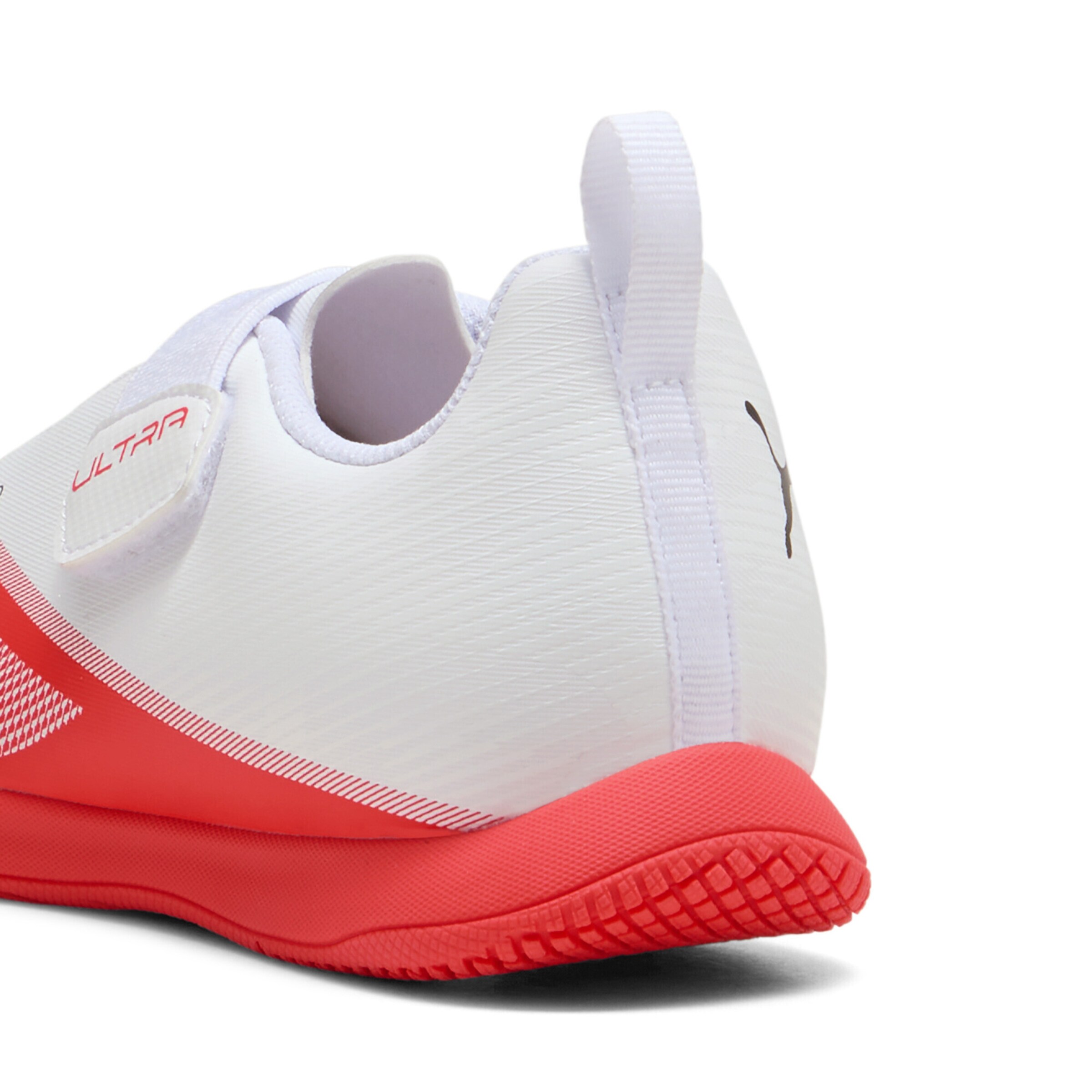 PUMA Sportschuh 'Ultra 7 Play' in Rot