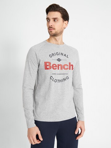 BENCH Long Sleeve T-Shirt 'Stampon' in Grau: predná strana