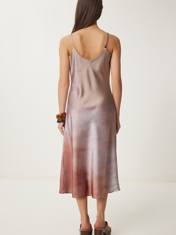 Happiness İstanbul Šaty – hnědá