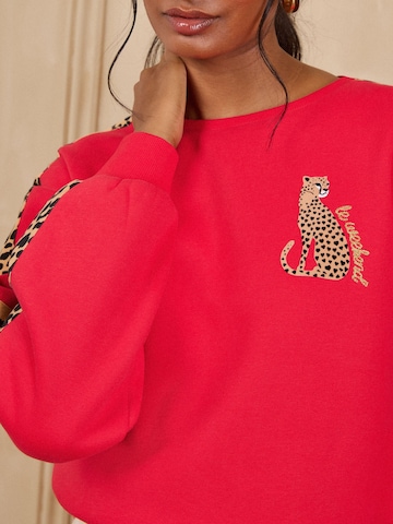 love & roses Sweatshirt i röd