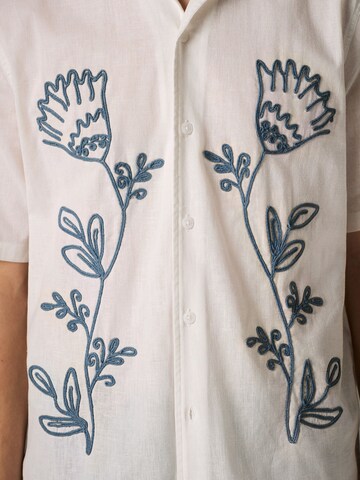 Regular fit Camicia di Next in bianco