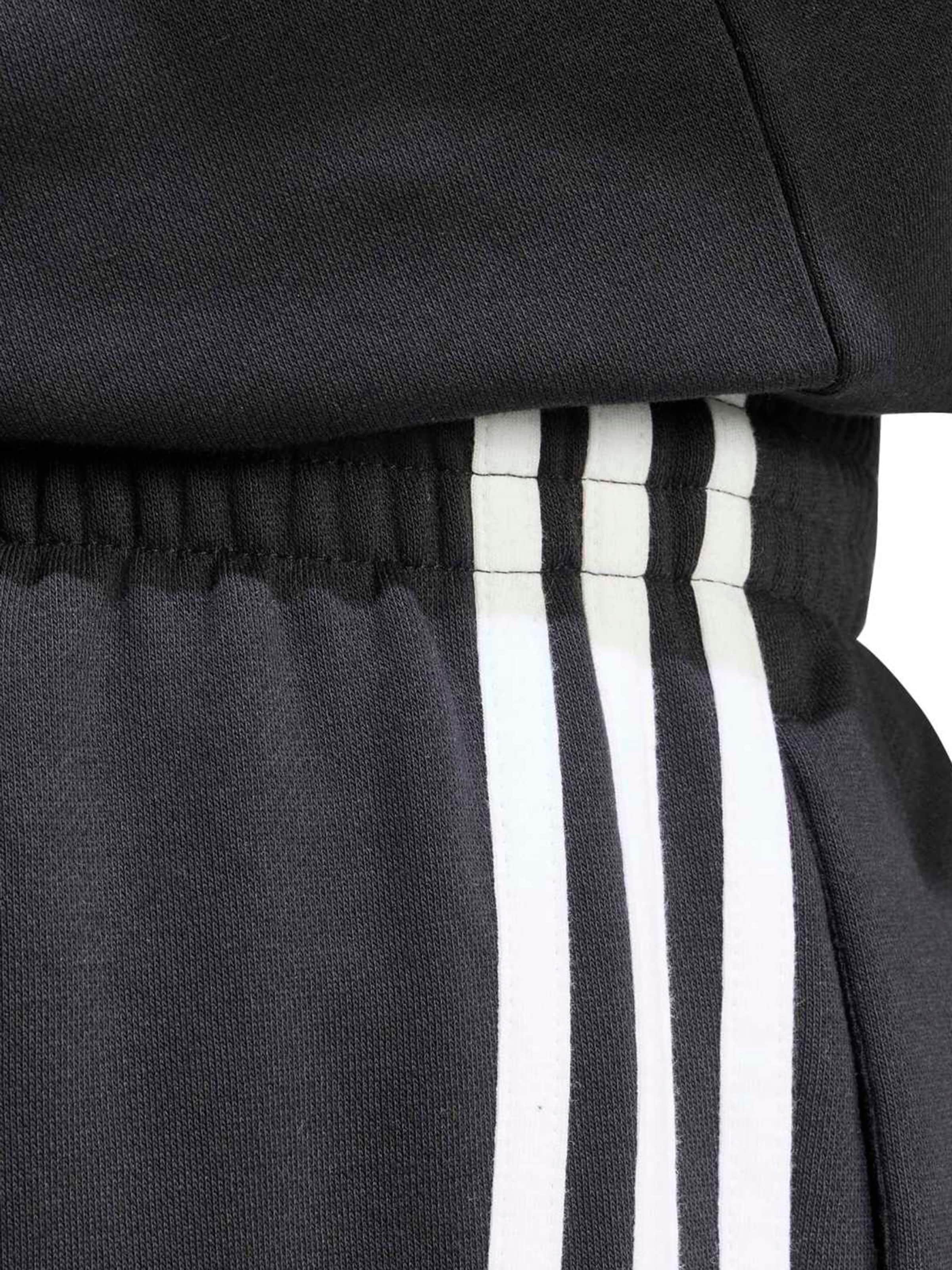 Tapered Pantaloni sport de la ADIDAS SPORTSWEAR pe negru