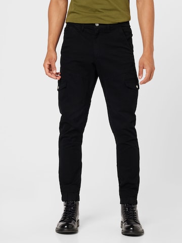 Tapered Pantaloni cu buzunare 'NEW KOMBAT' de la GUESS pe negru: față