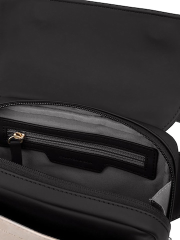 melns Kapten & Son Pleca soma 'Visby Cream Black'