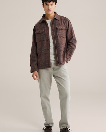 WE Fashion Mugav suurus Triiksärk, värv punane