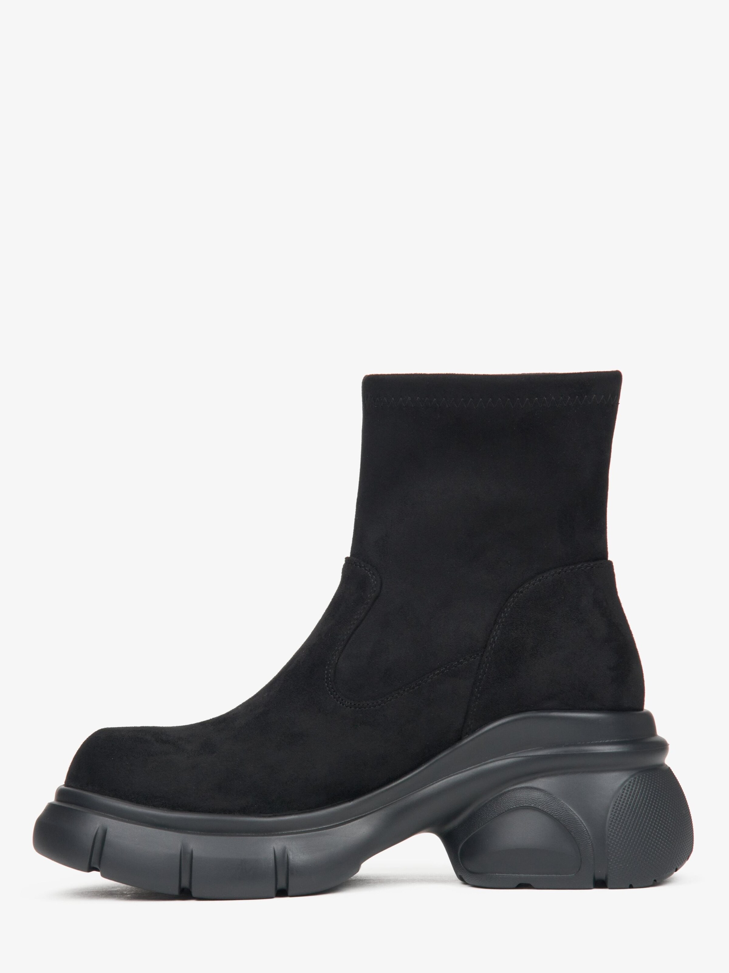 Estro Chelsea boots '681-15' i svart