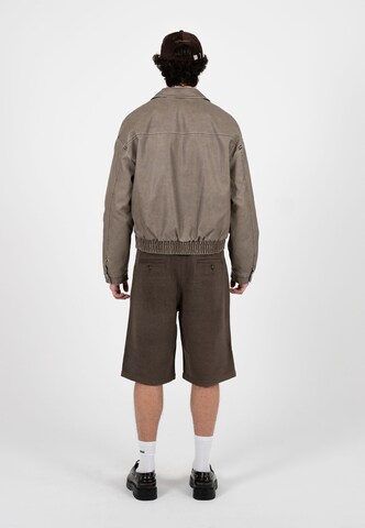 Prohibited - Chaqueta de entretiempo 'Exit Speed' en marrón