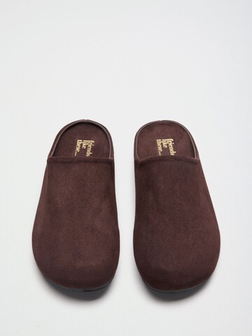 Friends Like These Pantoletter i brun