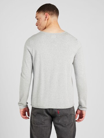 Pull-over QS en gris