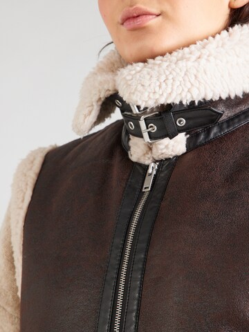 VILA Vest 'VIRisi' in Brown