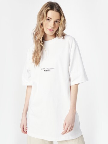 T-shirt Calvin Klein Jeans en blanc : devant