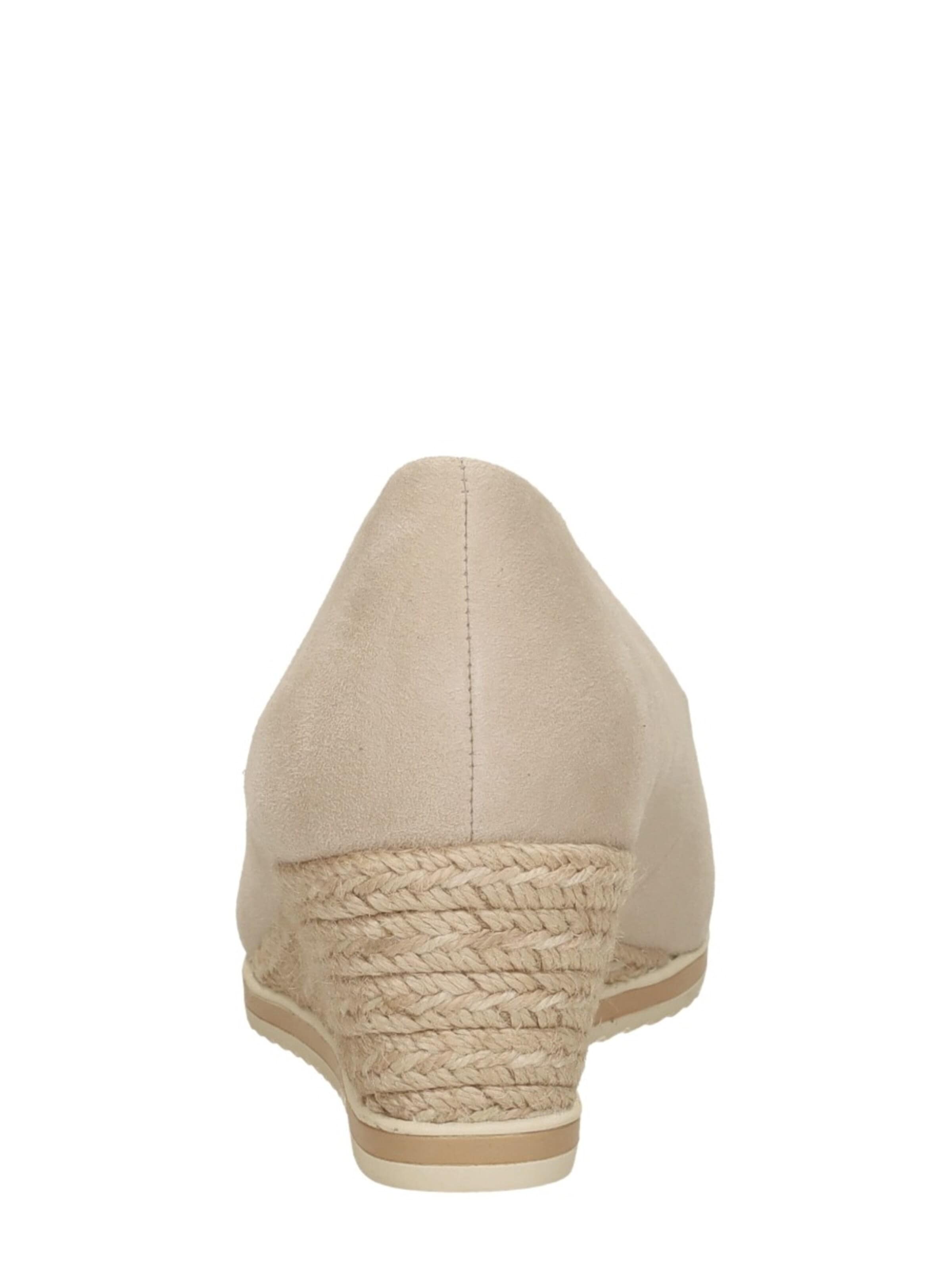 Tamaris Pumps 'Sleehak' in Beige