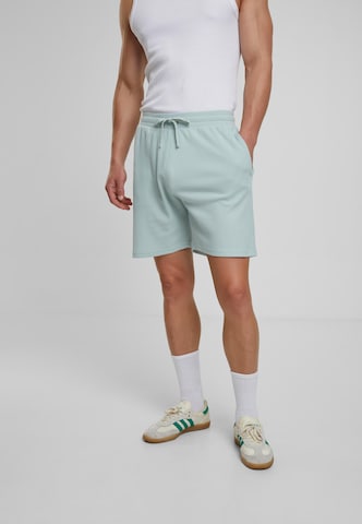 Urban Classics Loose fit Trousers in Green