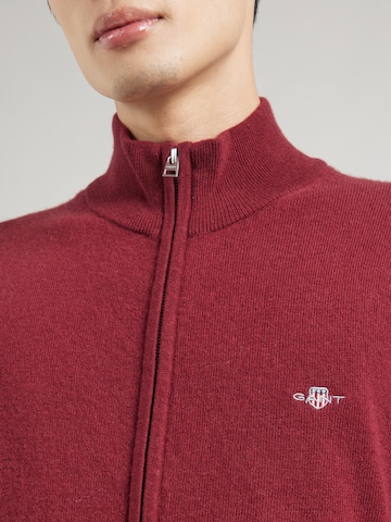 Vestes en maille GANT en rouge