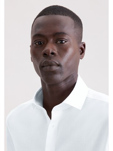 Coupe slim Chemise business SEIDENSTICKER en blanc