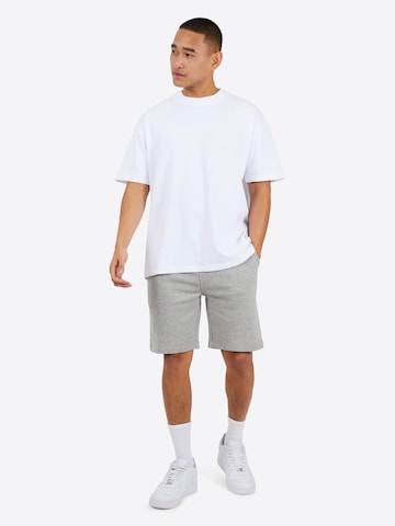 regular Pantaloni di BRAVE SOUL in grigio