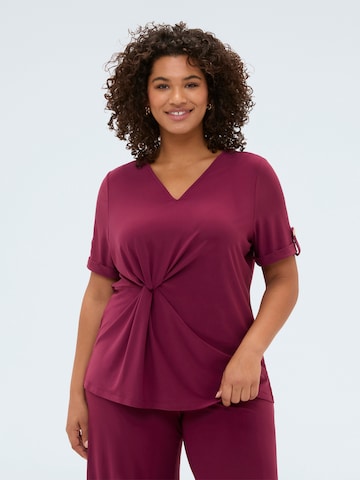 Fiorella Rubino - Top en rojo: frente