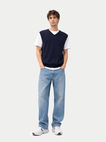 Gilet 'Men's Essential V-Neck Cashmere Vest' GOBI Cashmere en bleu