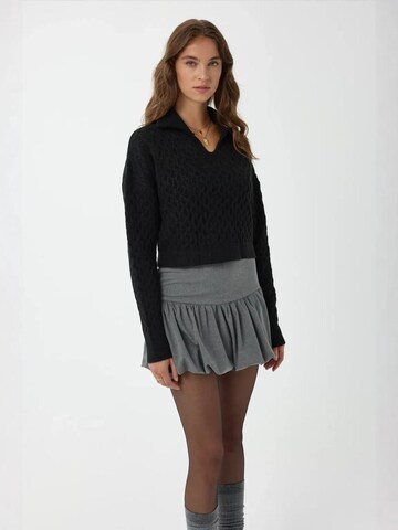 Pullover di Hiccup in nero: frontale