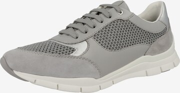 GEOX Sneakers laag 'Sukie' in Grijs: voorkant