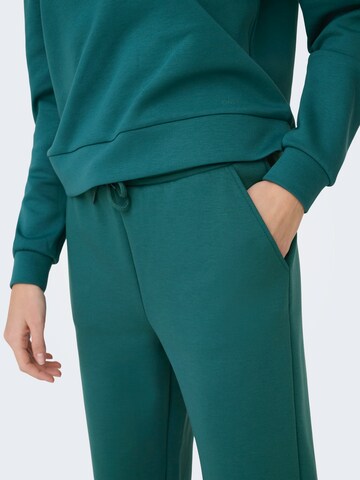 Effilé Pantalon de sport 'ONPLOUNGE' ONLY PLAY en vert