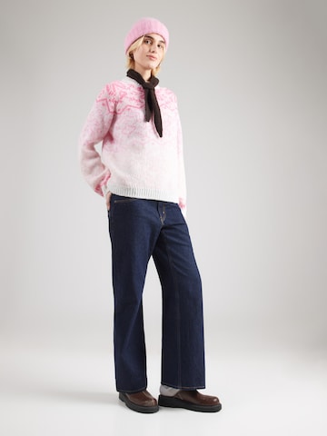 balta PIECES Megztinis 'PCJO'