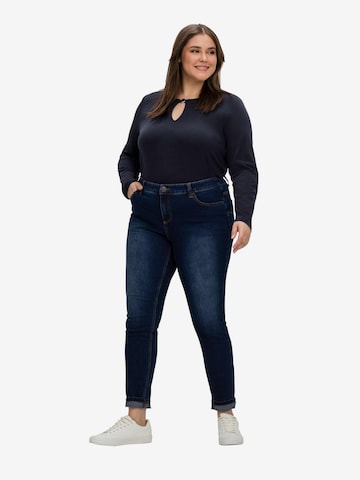 SHEEGO Skinny Jeans i blå