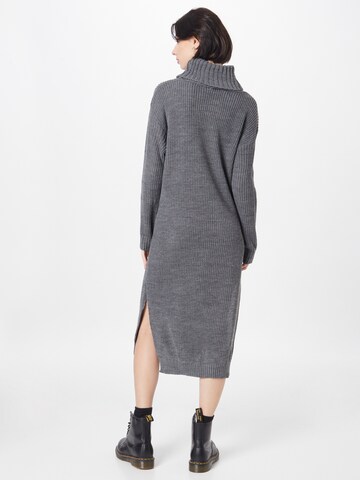 Femme Luxe - Vestido de punto 'ROSLYN' en gris