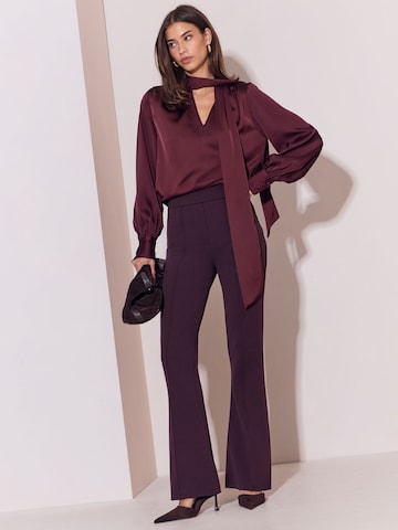 Lipsy Slimfit Broek in Bruin: voorkant