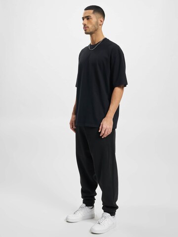 DEF Tapered Trousers in Black