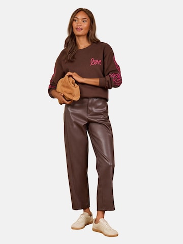 love & roses Sweatshirt in Bruin: voorkant