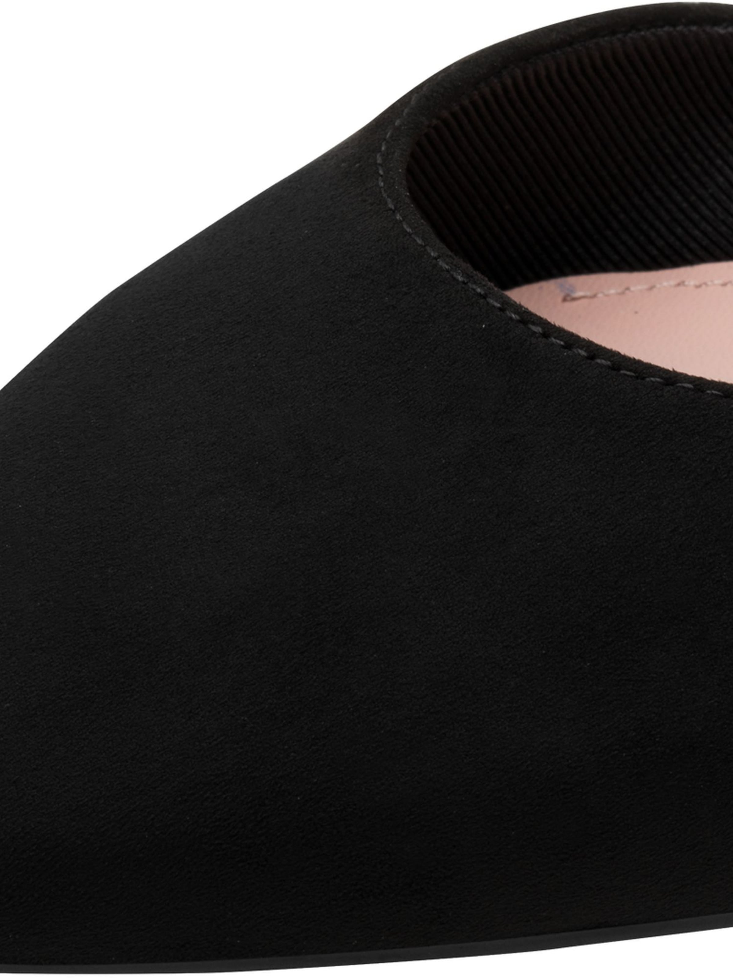 Ballerines à lanières Tamaris en noir