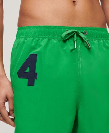Shorts de bain Superdry en vert