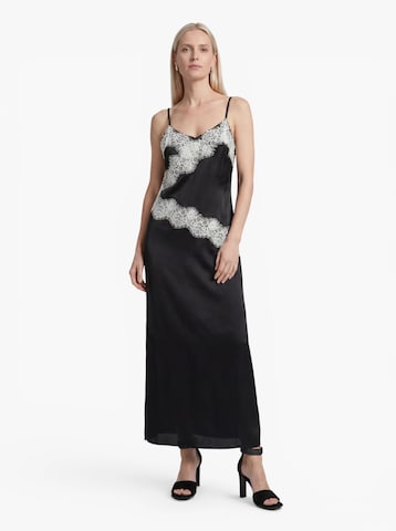 Robe 'PCARIEL' PIECES en noir : devant