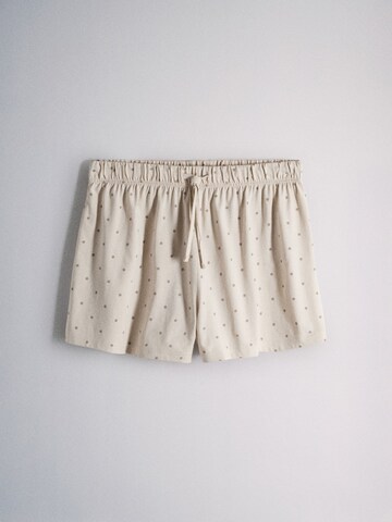The Set Shorty in Beige