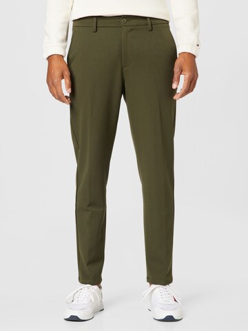 Regular Pantalon chino 'Como' Les Deux en vert : devant