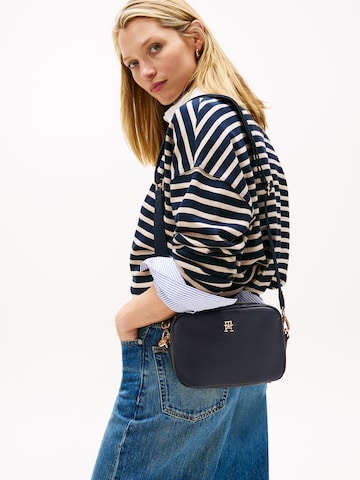 TOMMY HILFIGER Τσάντα ώμου 'POPETTE' σε μπλε