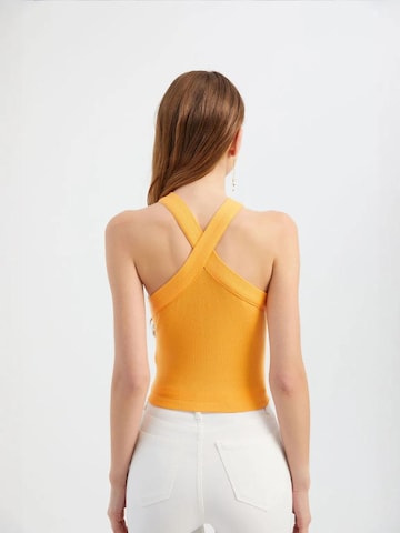 Haut Hiccup en orange