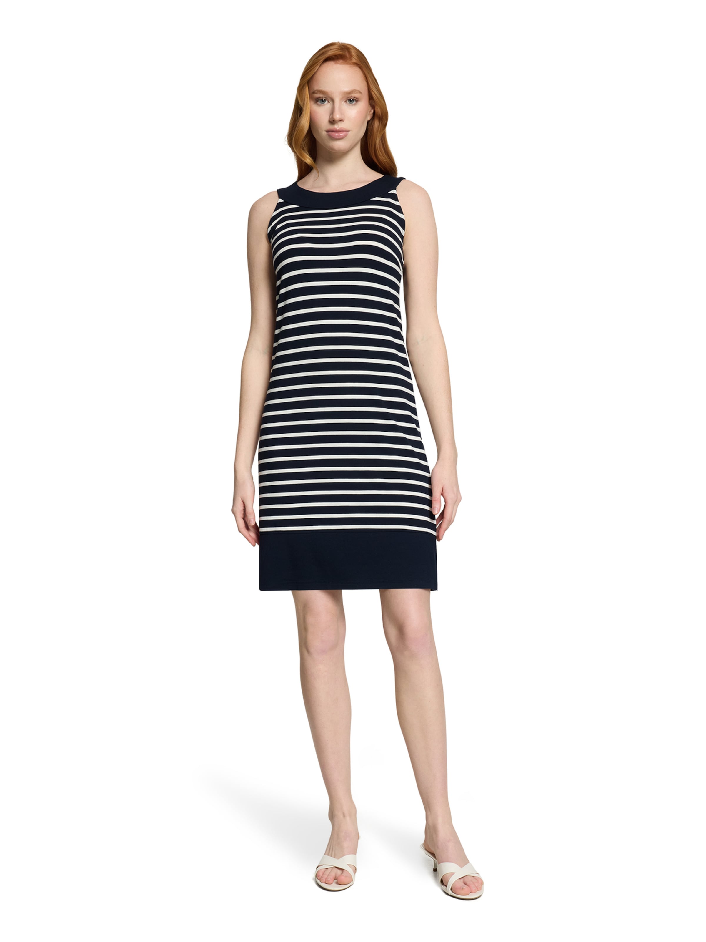 Betty Barclay Dress in Blue: front