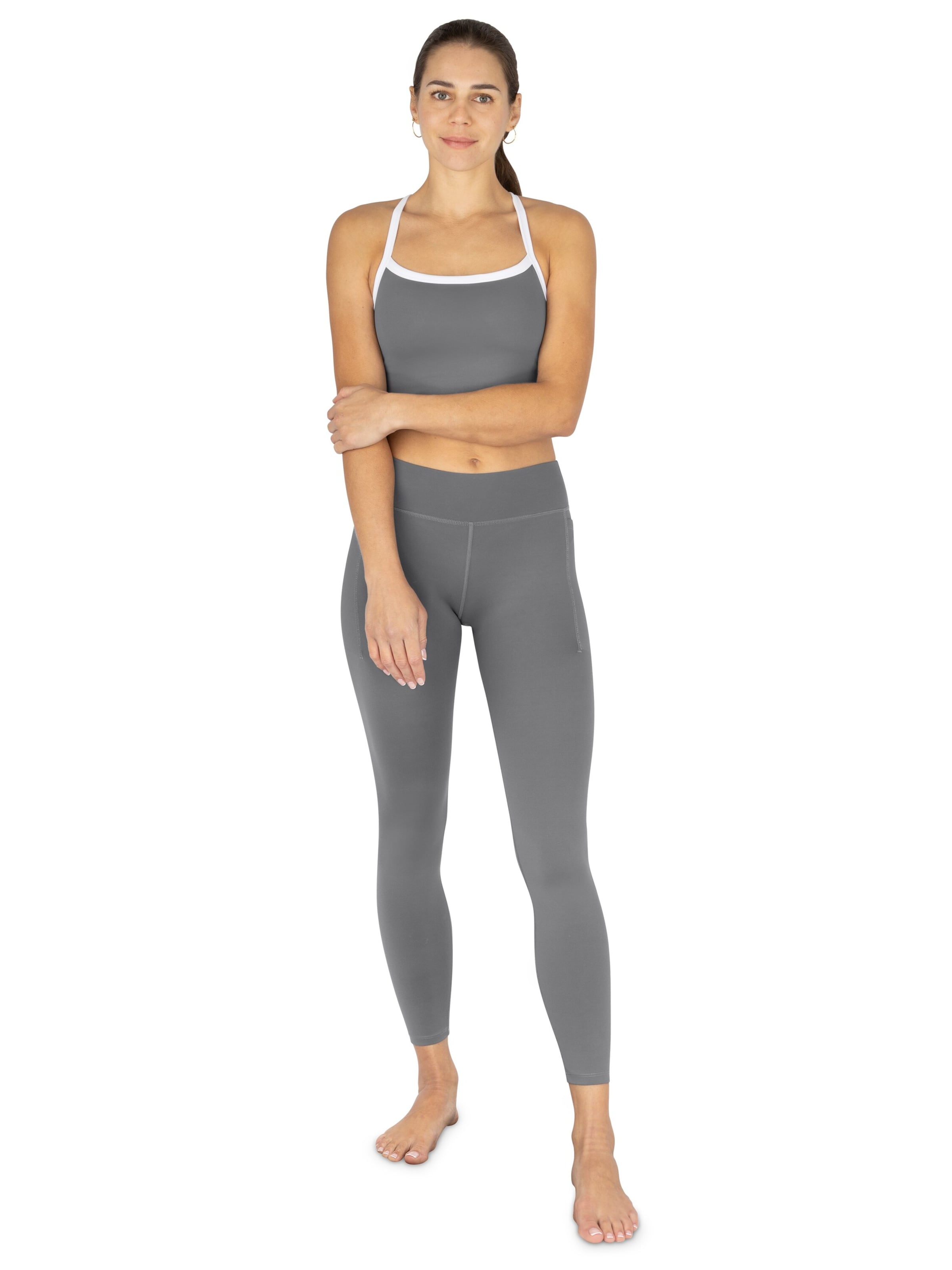 Bustino Completo sportivo di normani in grigio: frontale