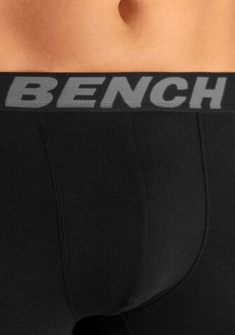 BENCH Boxershorts in Schwarz