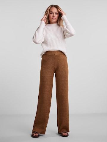 PIECES Wide leg Broek 'Celic' in Bruin