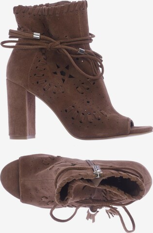 STEFFEN SCHRAUT Dress Boots in 38 in Brown: front