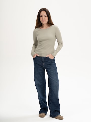 T-shirt 'Mehar' MELA en vert : devant