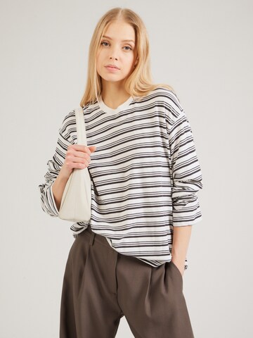 WEEKDAY Shirt 'Danya' in White: front